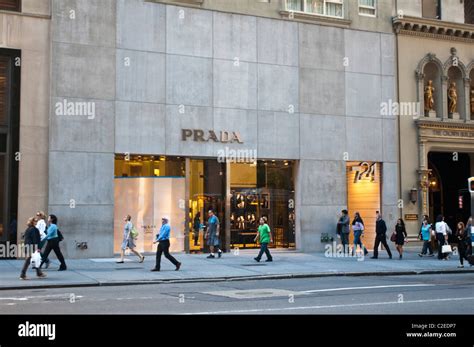 prada new york 5th avenue